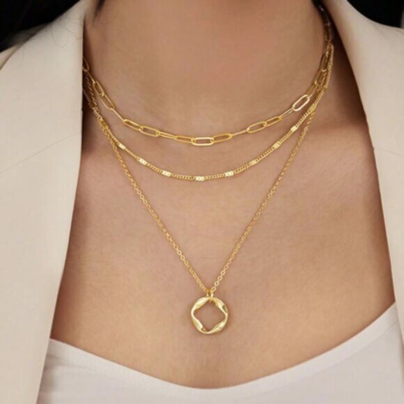 3-Layer 18K Gold Filled Necklace Set with Geometric Pendant - Picture 3 of 4